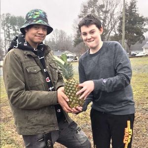 Meet your Posher, Daniel